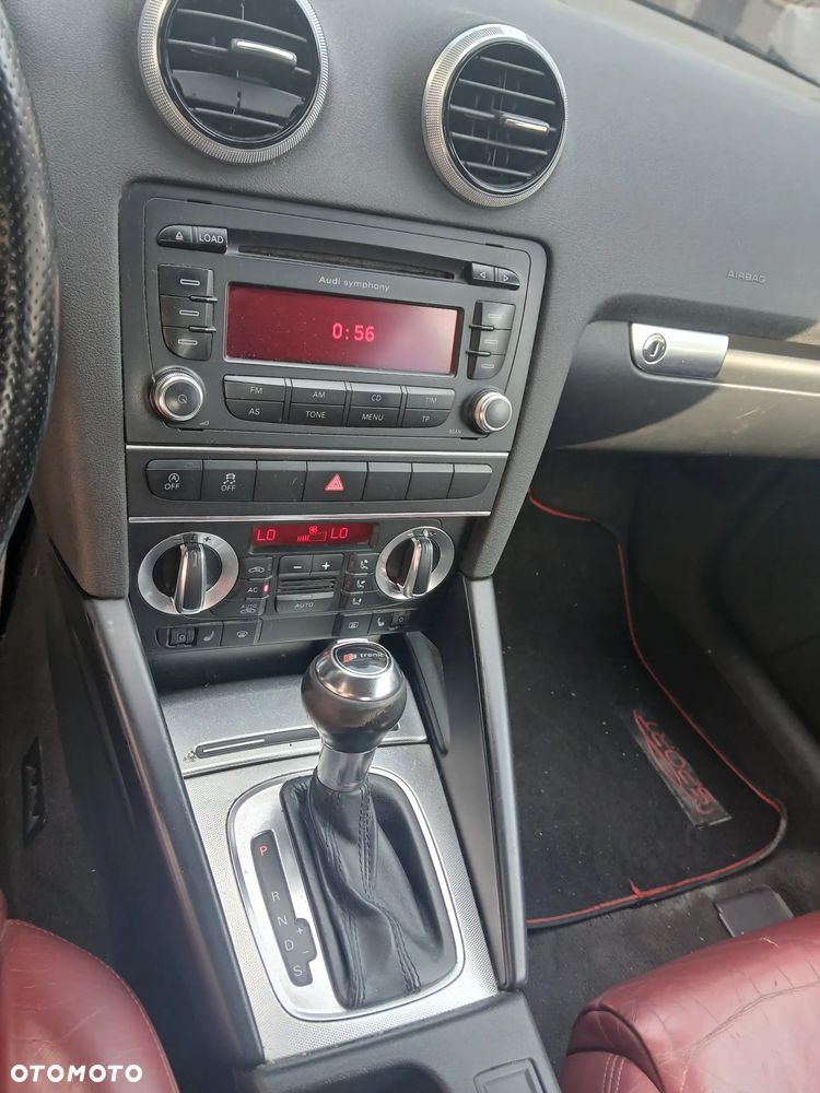 Audi A3 Cabrio 2.0 TDI DPF S tronic Ambition - 15