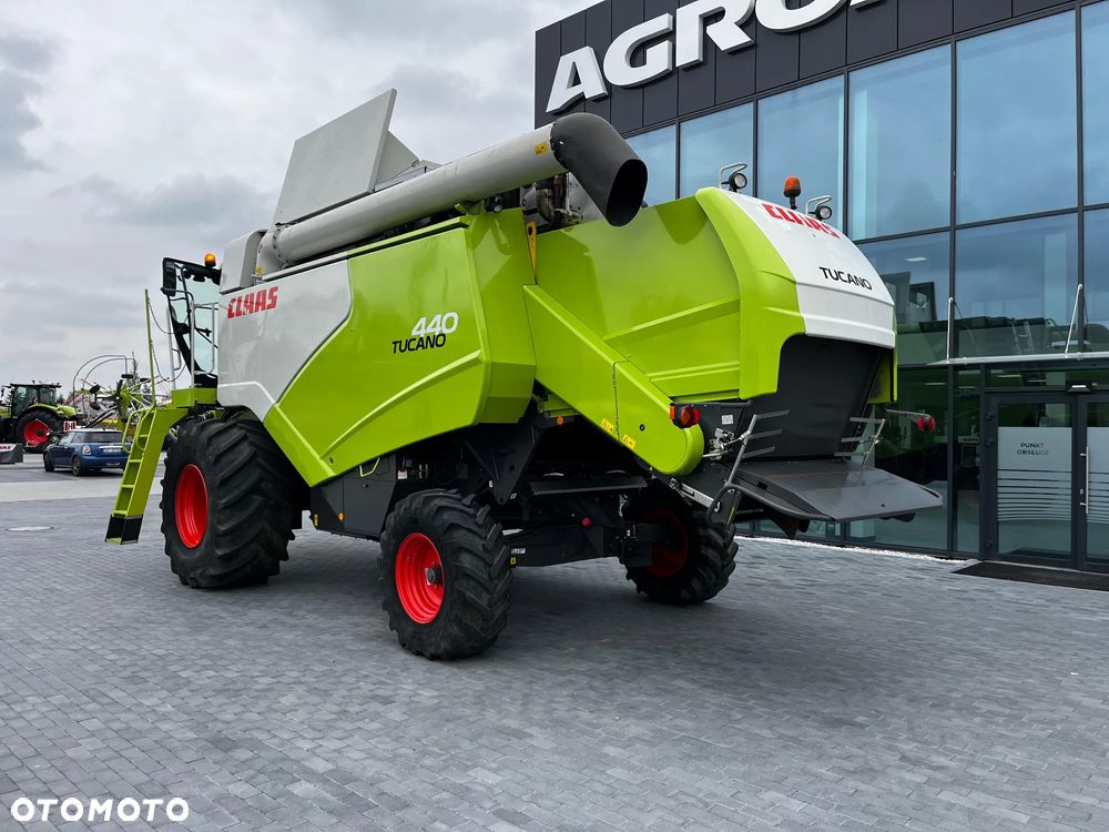Claas TUCANO 440 APS - 4
