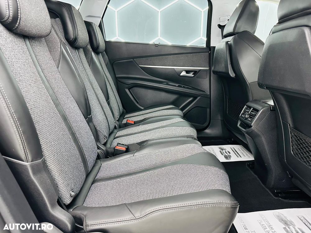 Peugeot 5008 PureTech 130 Stop & Start Allure Business-Paket - 8