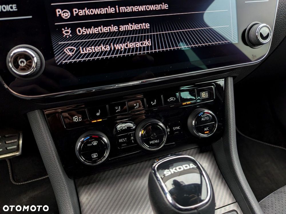 Skoda Superb 2.0 TDI SCR Sportline DSG - 32