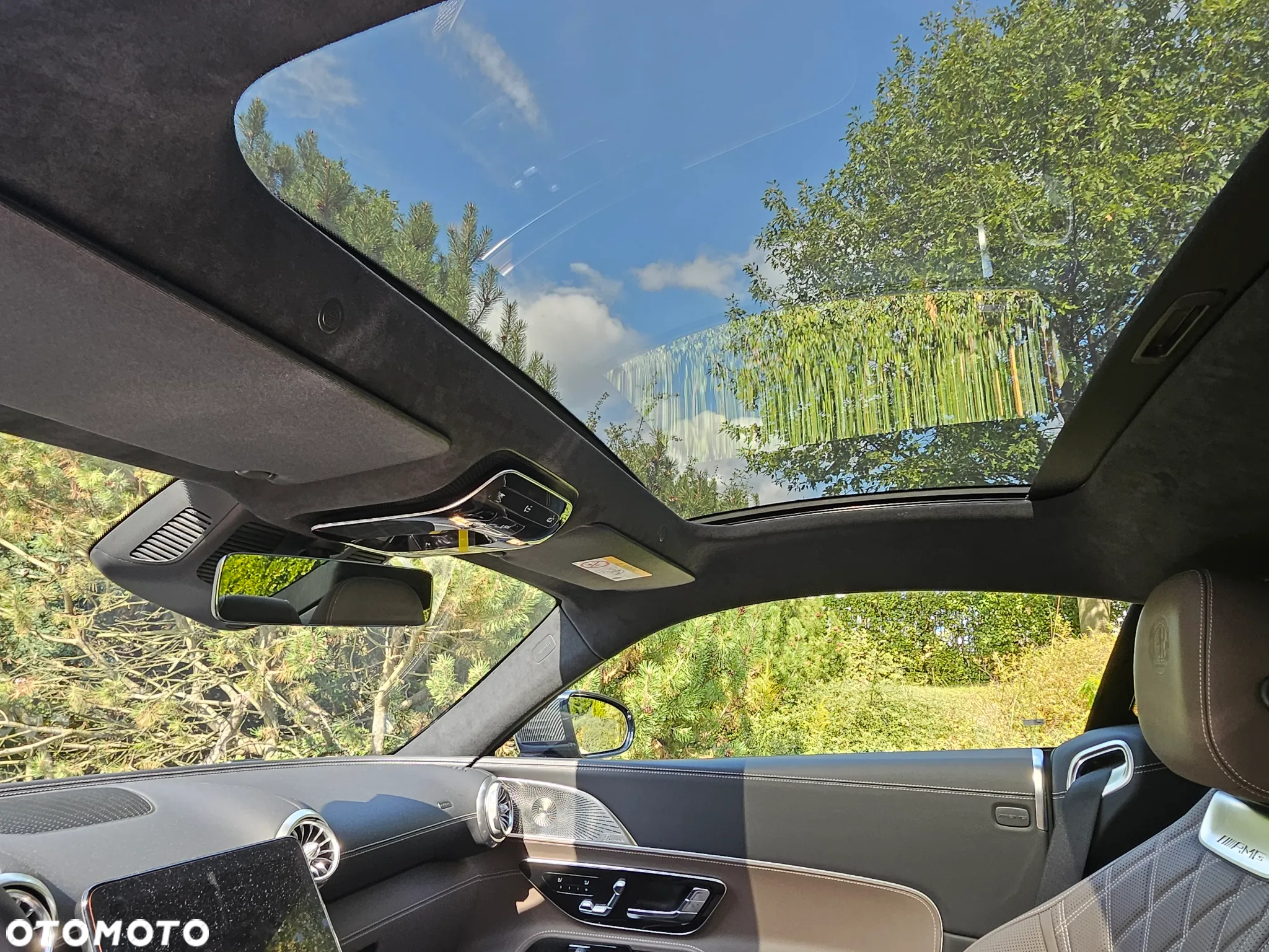 Mercedes-Benz AMG GT 63 4Matic+ - 30
