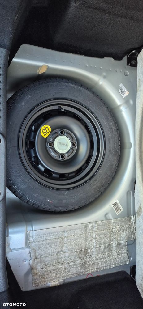 Ford Fiesta 1.6 Ghia - 17