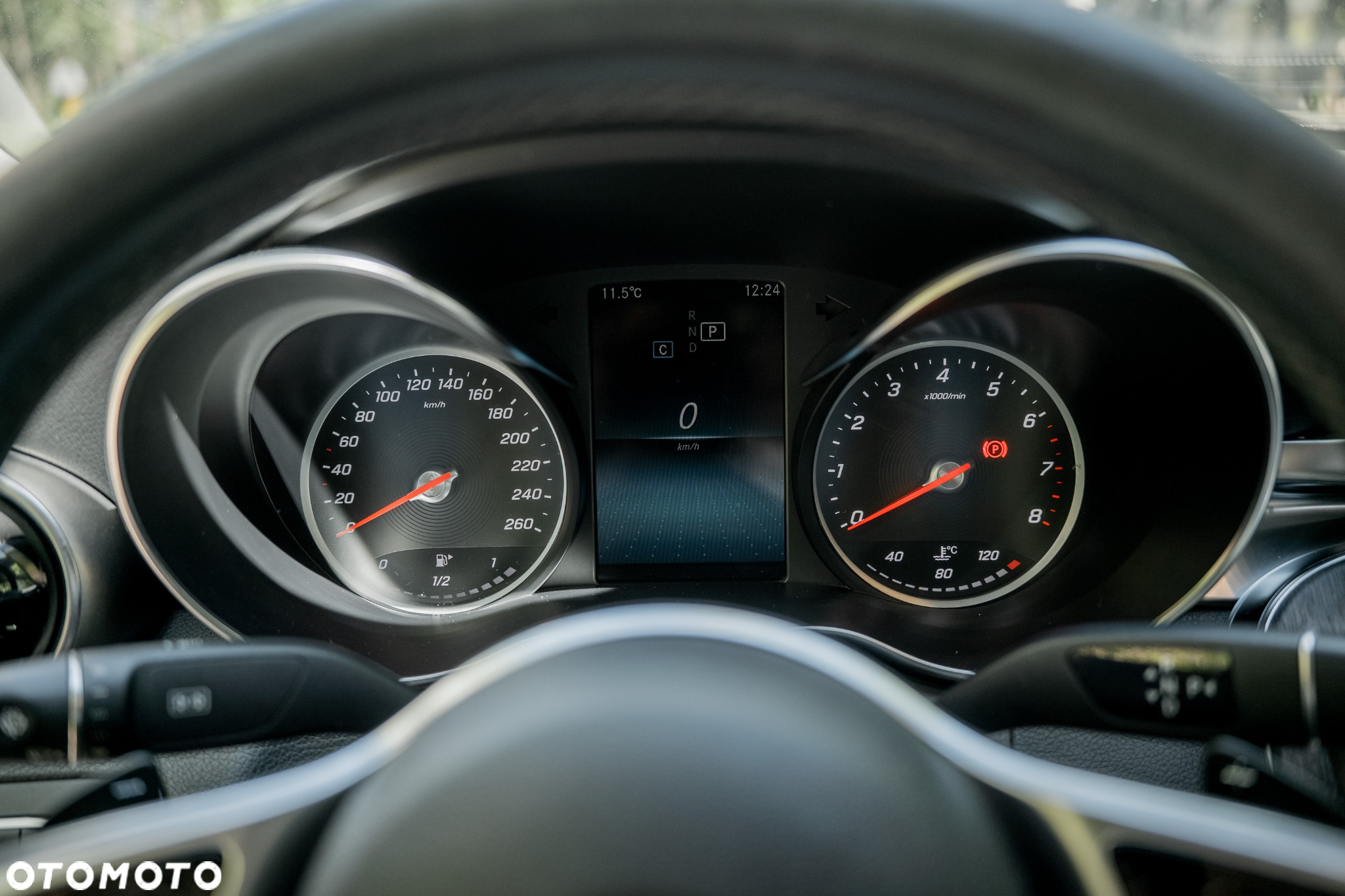 Mercedes-Benz Klasa C 300 4MATIC 9G-TRONIC - 22