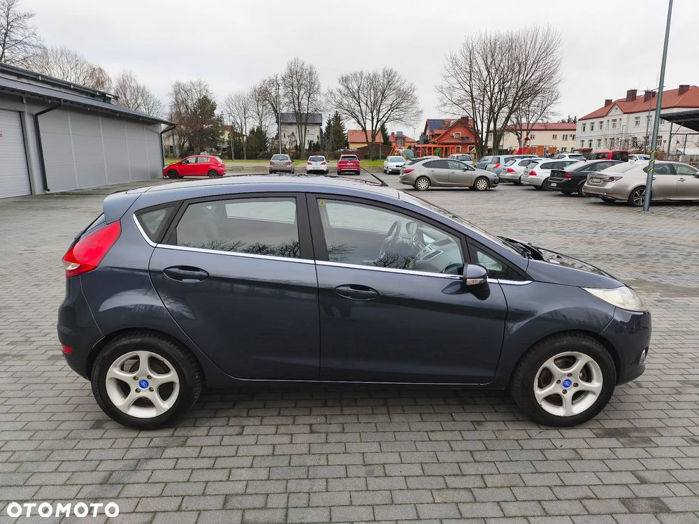 Ford Fiesta 1.25 Ghia - 14