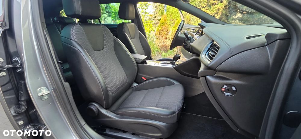 Opel Insignia 1.5 Business Elegance - 37