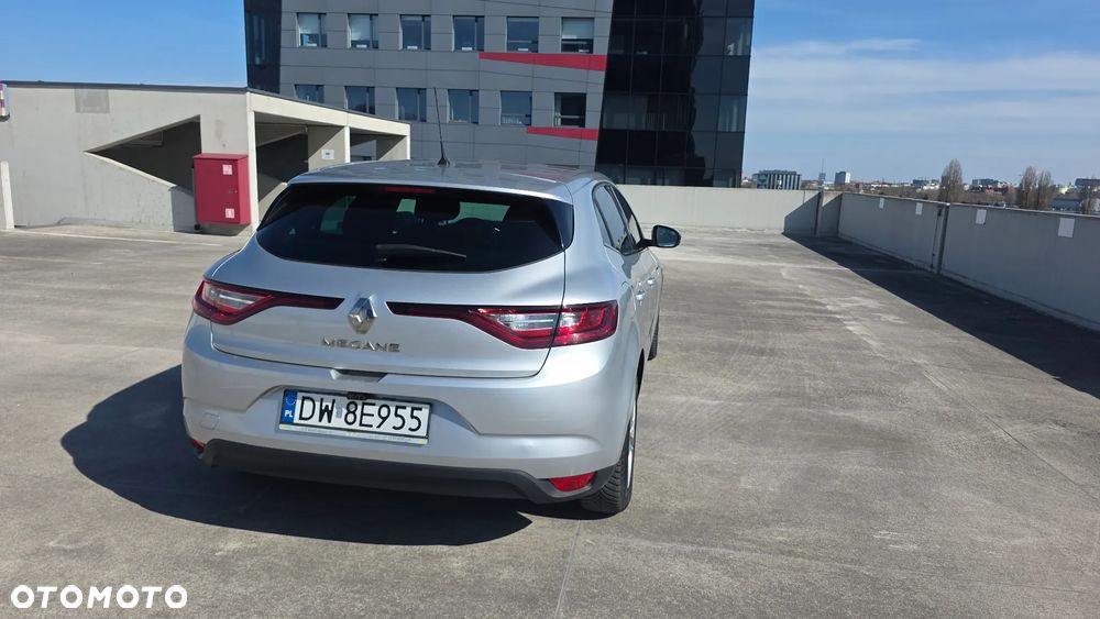 Renault Megane 1.2 Energy TCe Zen - 10