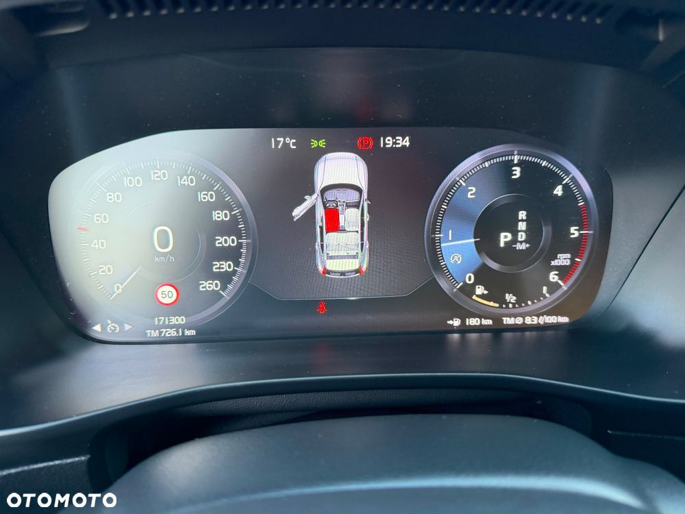 Volvo XC 40 D3 Momentum Pro - 26