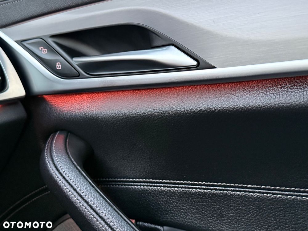 BMW Seria 5 520d Luxury Line sport - 39