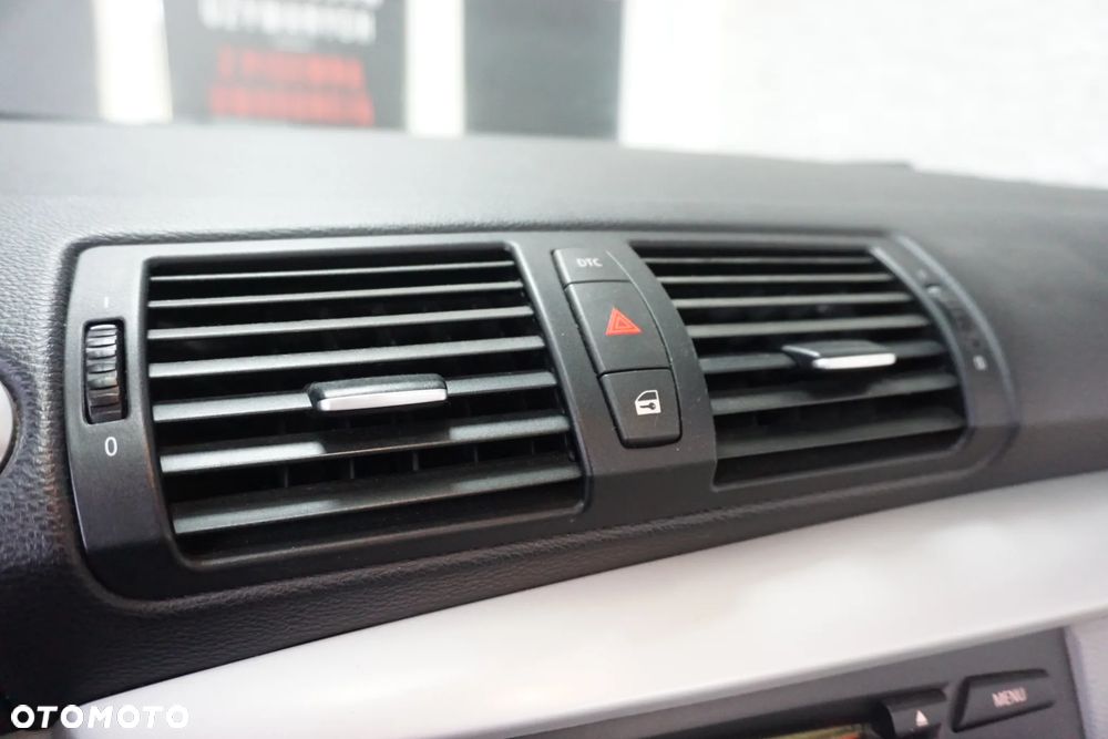 BMW Seria 1 120d - 31