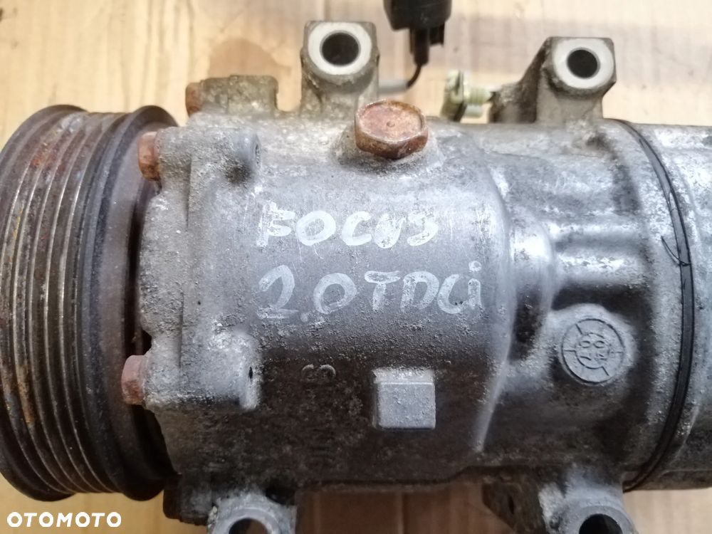 Ford Focus Volvo kompresor klimatyzacji Sanden SD7V16 1249 3M5H-12D629-HC - 2