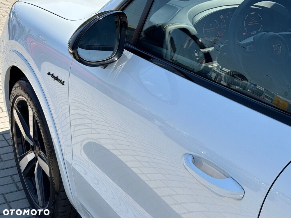 Porsche Cayenne - 10