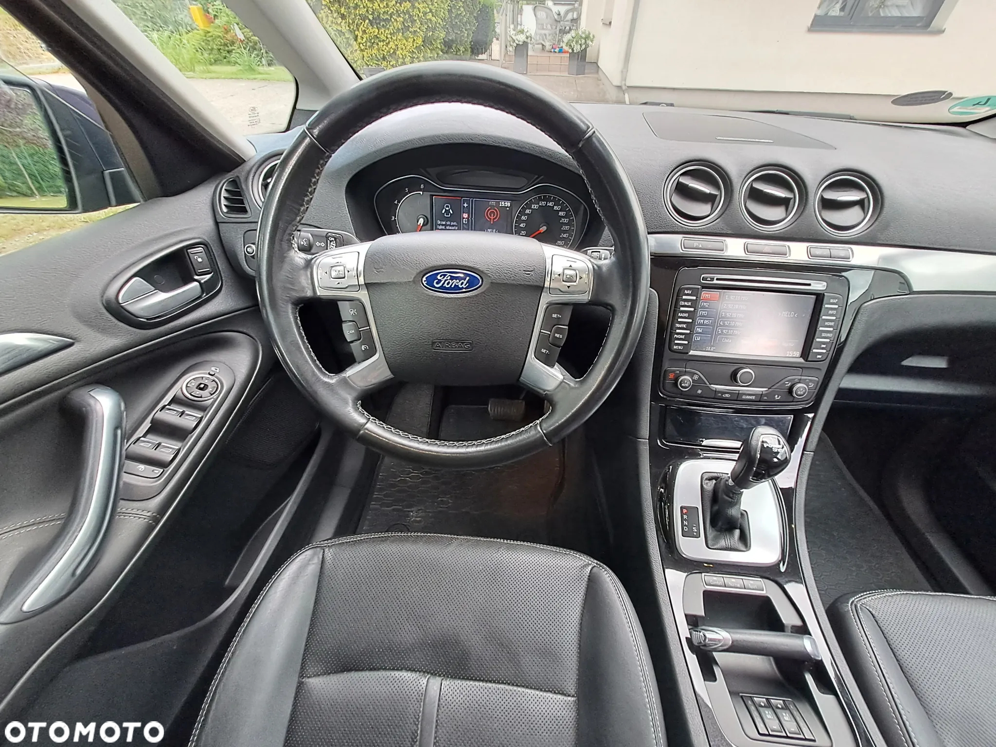 Ford S-Max - 14