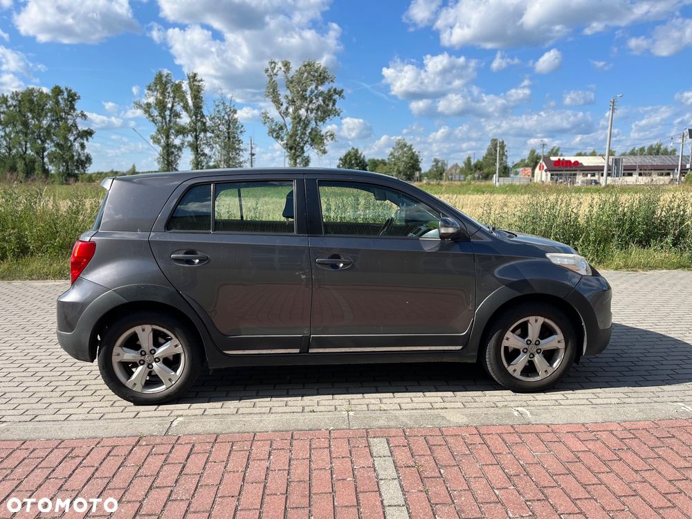 Toyota Urban Cruiser 1.33 Luna - 5