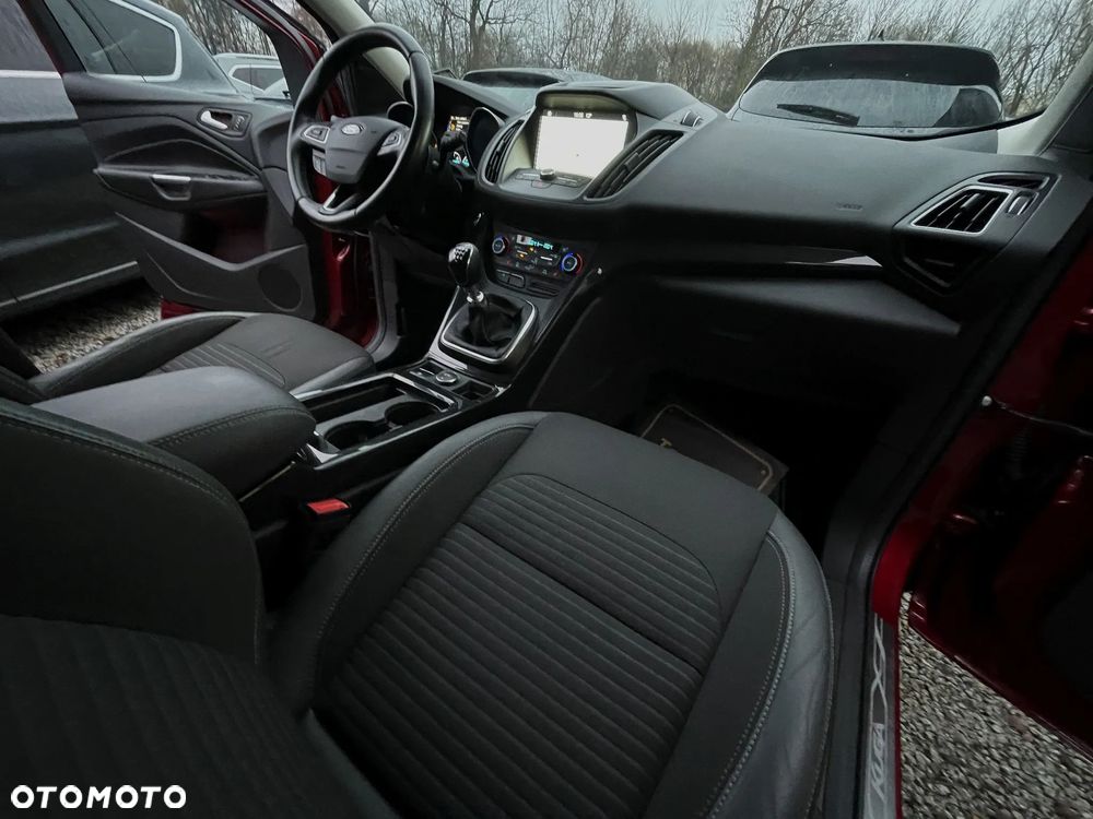 Ford Kuga 2.0 TDCi 4x2 Titanium - 15