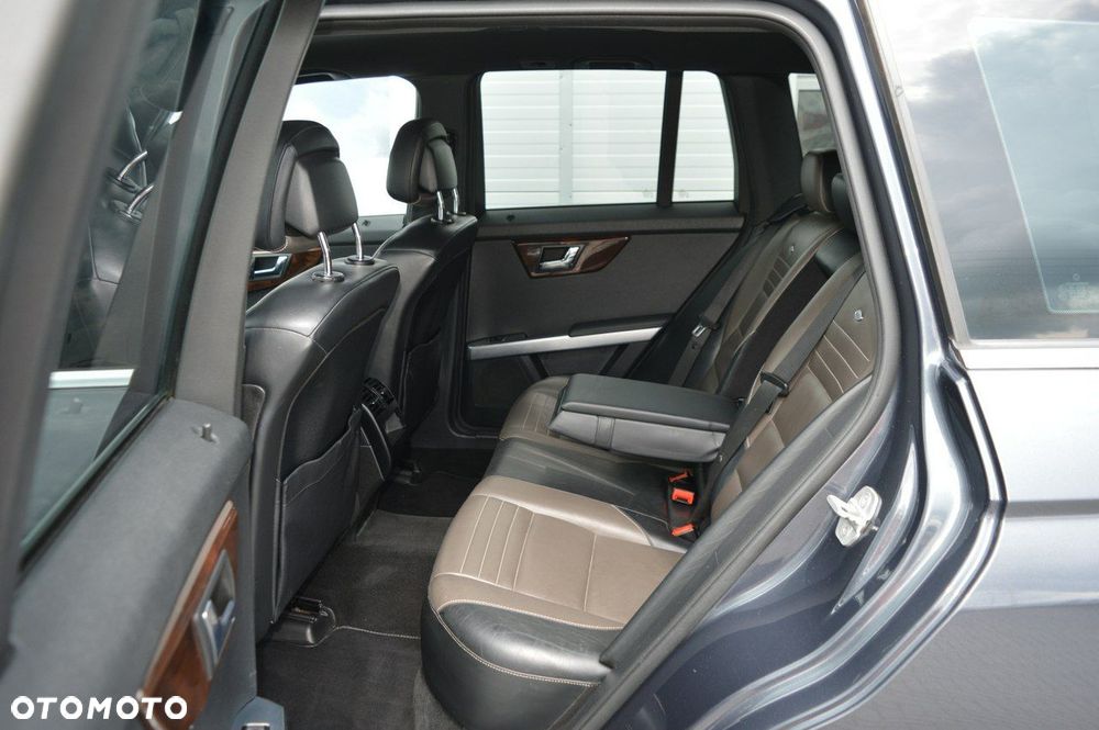 Mercedes-Benz GLK - 30