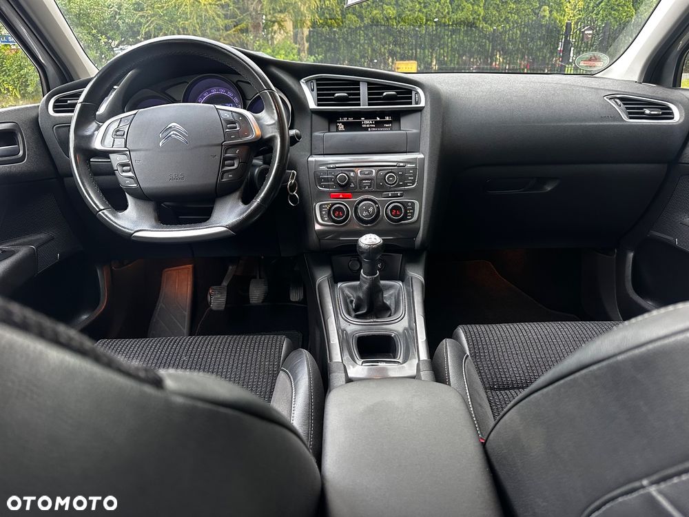 Citroën C4 VTi 120 Exclusive - 27
