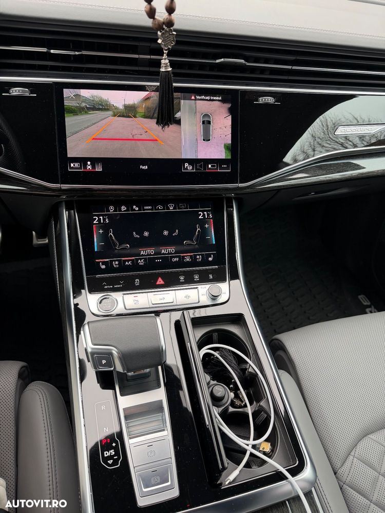 Audi Q8 55 TFSI quattro Tiptronic MHEV - 10