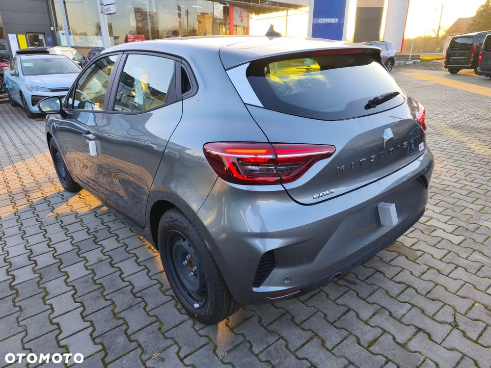 Mitsubishi Colt 1.0T Invite - 5