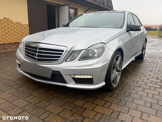 Mercedes-Benz Klasa E - 16