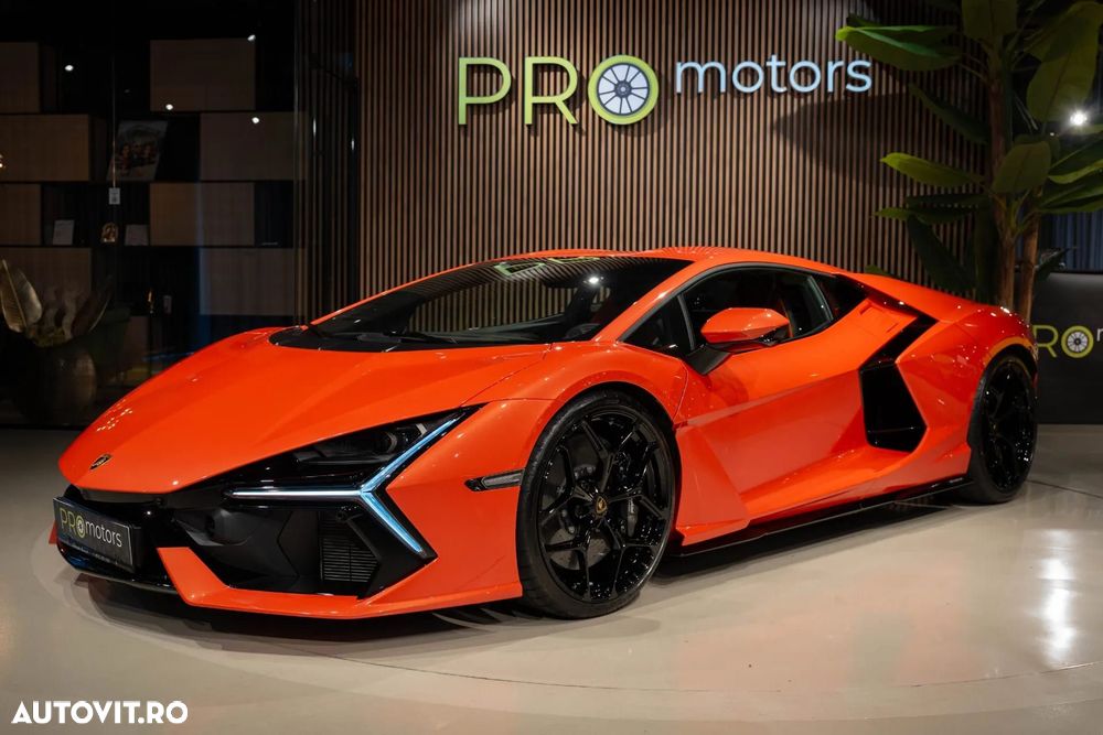 Lamborghini Revuelto - 6