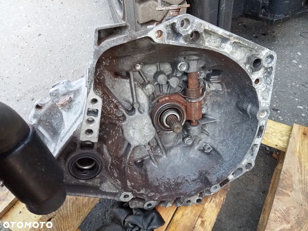 skrzynia yaris aygo 1.0 1krb52 - 5