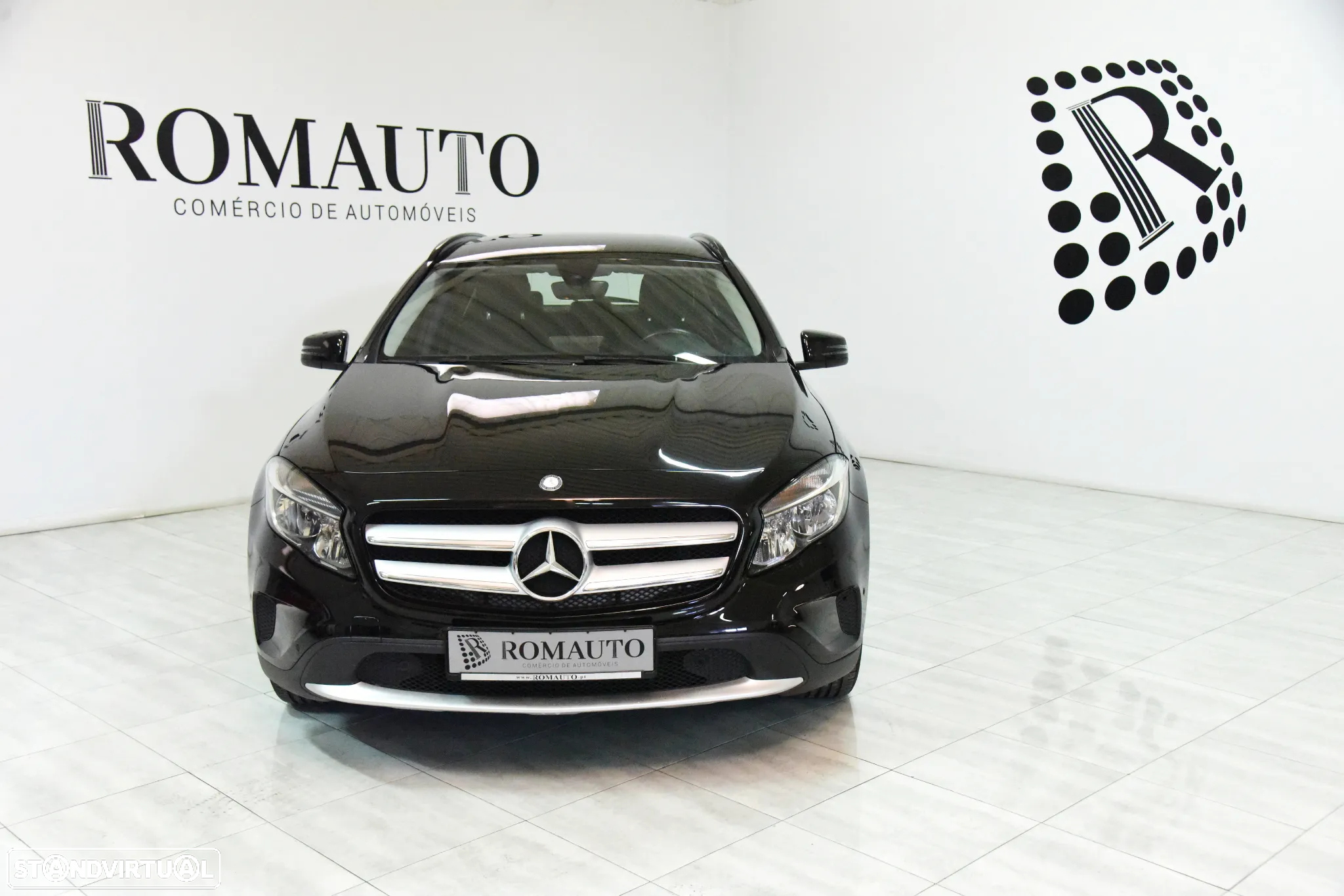 Mercedes-Benz GLA 180 (CDI) d 7G-DCT Urban - 2