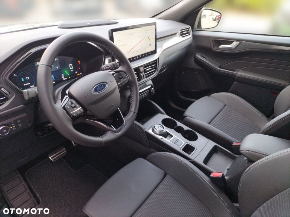 Ford Kuga - 10