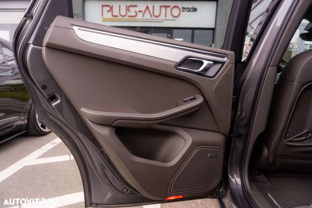 Porsche Macan 3.0 PDK S - 32