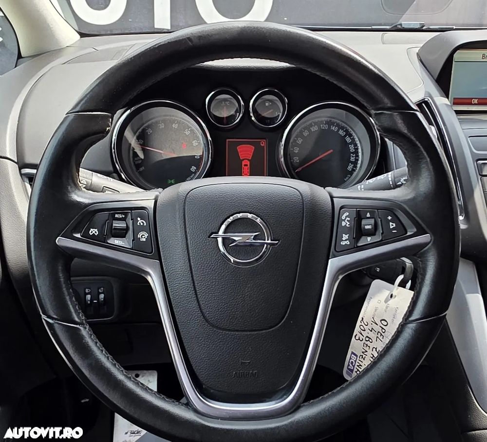 Opel Zafira - 13