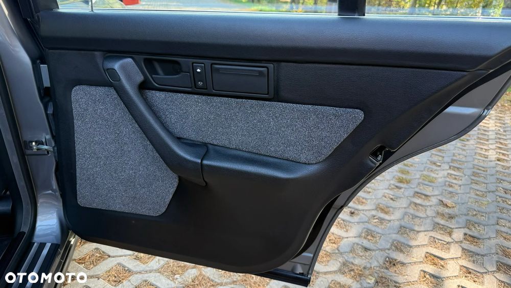 BMW Seria 5 - 35