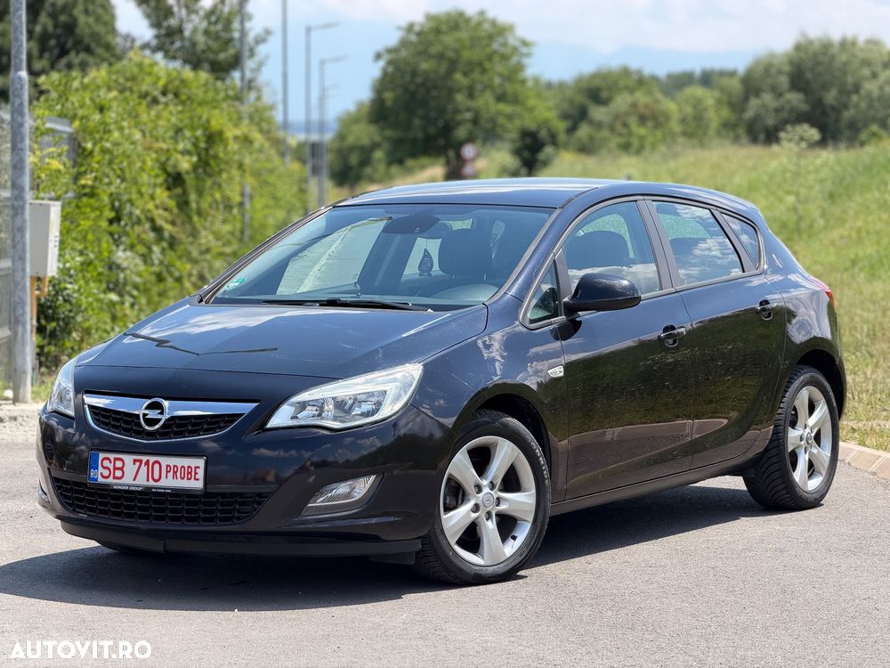 Opel Astra 1.7 CDTI Cosmo - 4