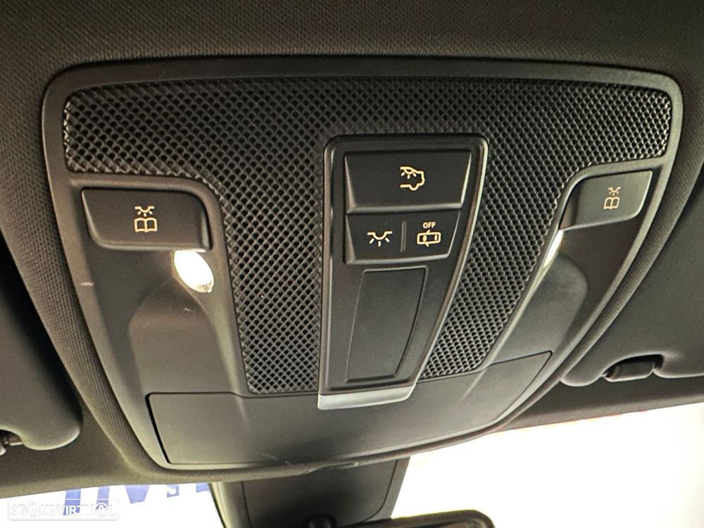 Mercedes-Benz A 160 CDI AMG Line - 32