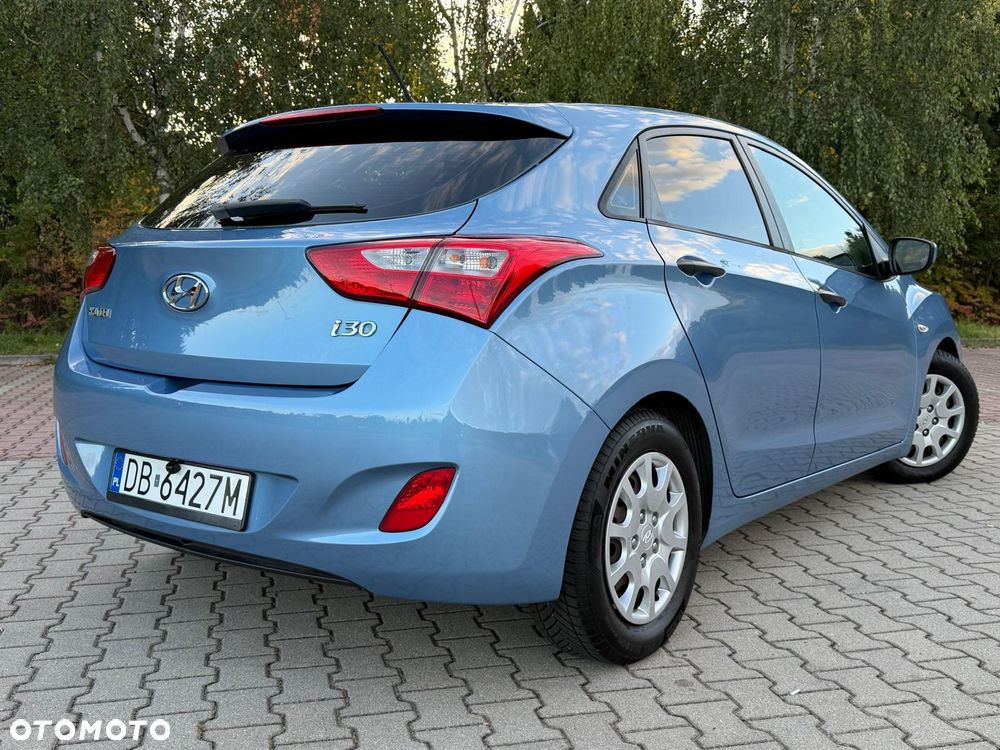 Hyundai i30 i30cw 1.4 Trend - 17