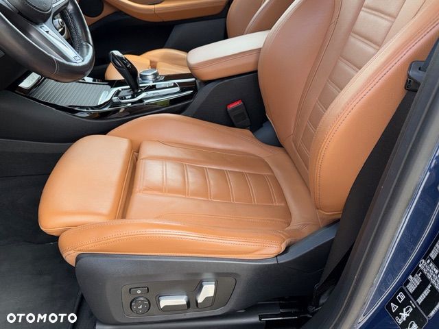 BMW X3 xDrive20d MHEV Business Edition sport - 11