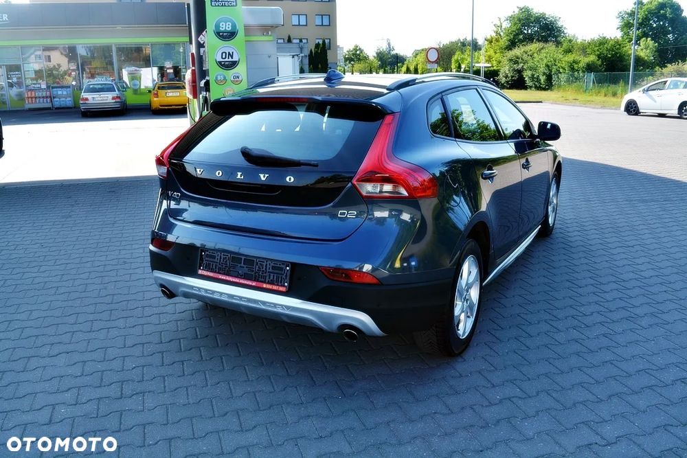 Volvo V40 Cross Country D2 Geartronic Momentum - 17