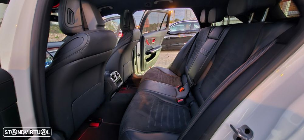 Mercedes-Benz C 300 d AMG Line - 25