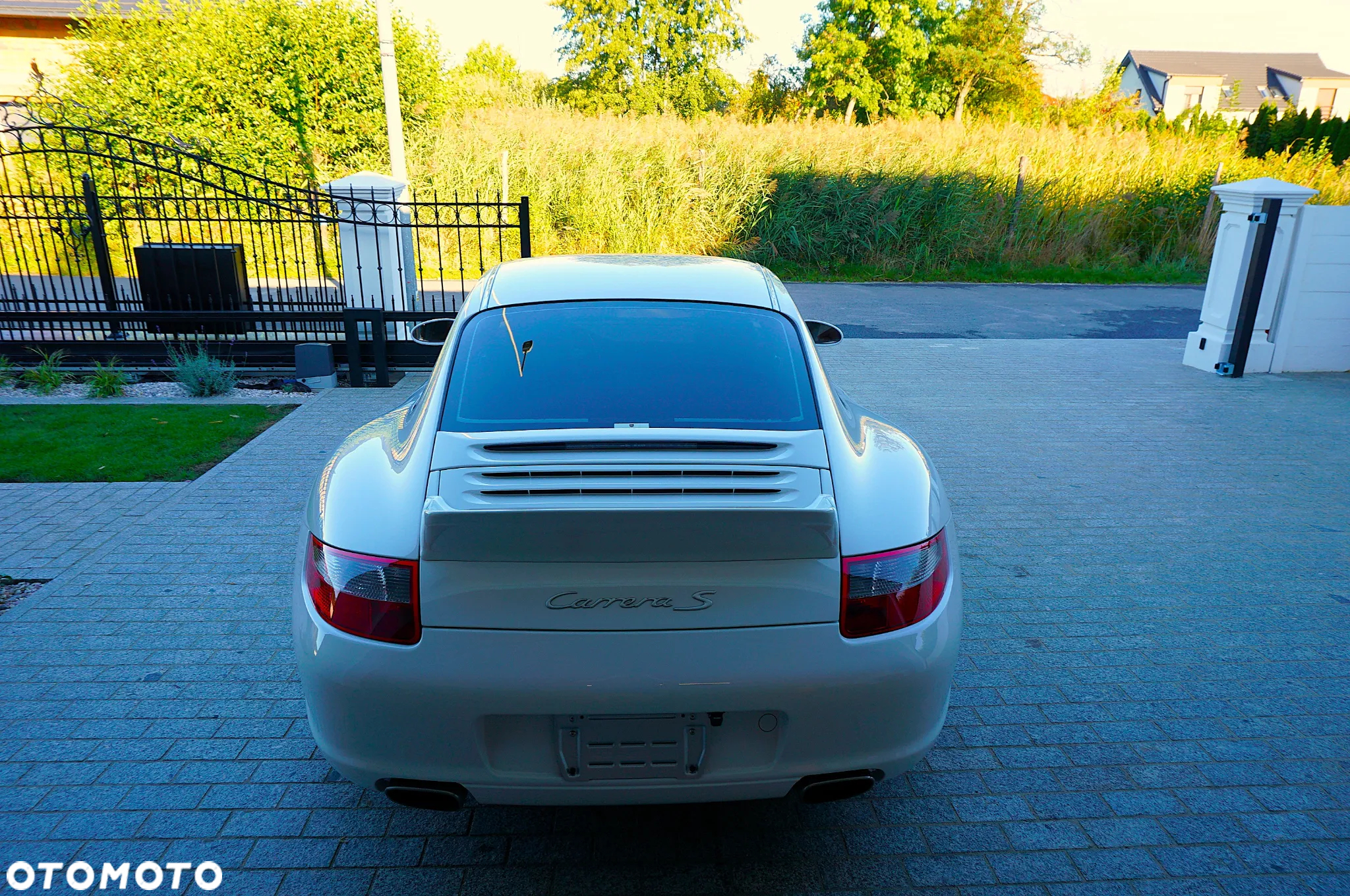 Porsche 911 Carrera 4 Tiptronic S - 9