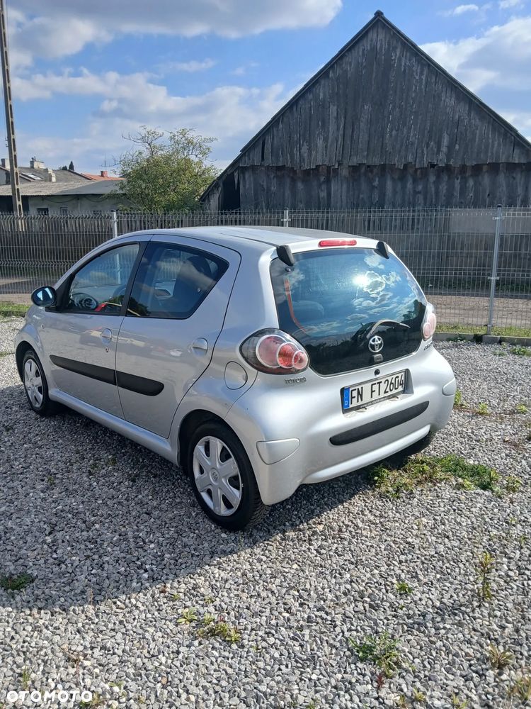 Toyota Aygo - 13