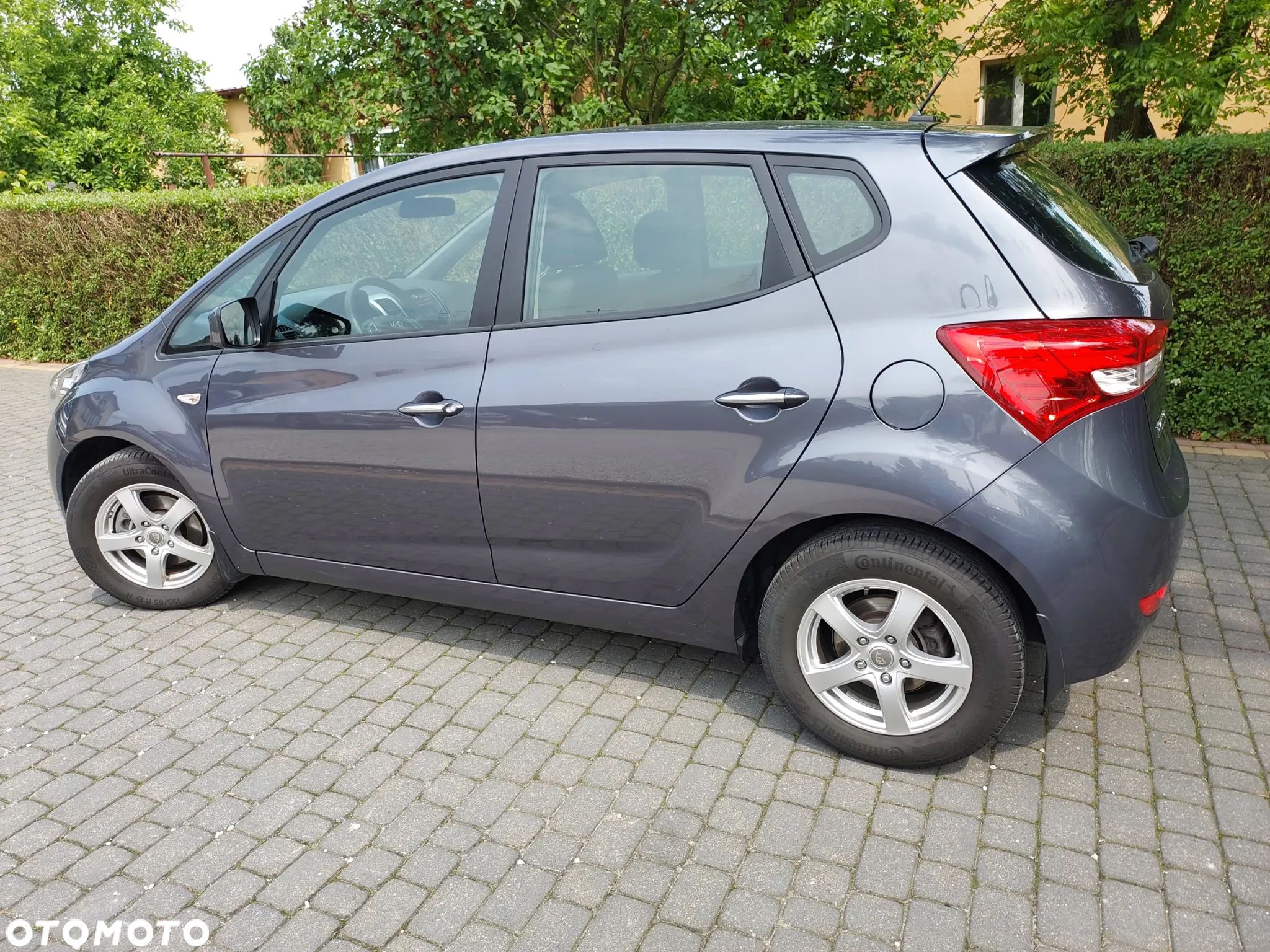 Hyundai ix20 1.6 BlueDrive Classic + - 18