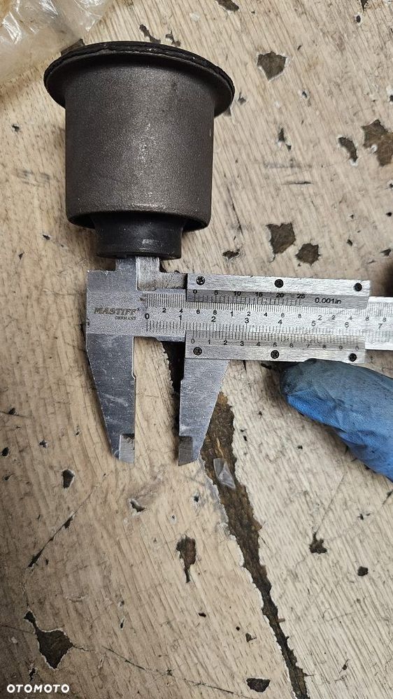 Silentblock wahacza Moog NI-SB 8454 Nissan Navara NP300 D22 D40 - 10