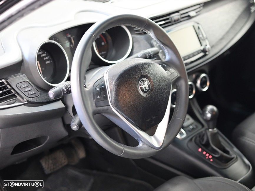 Alfa Romeo Giulietta 1.6 JTDM Super J18 TCT - 8