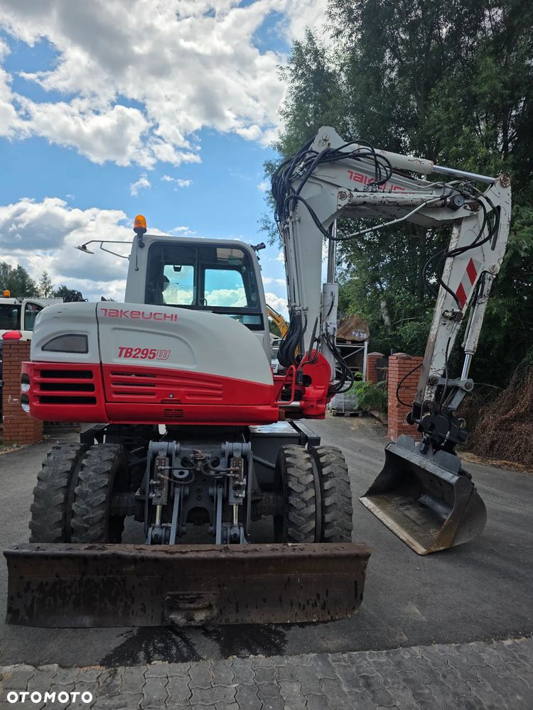 Takeuchi TB 295W - 13
