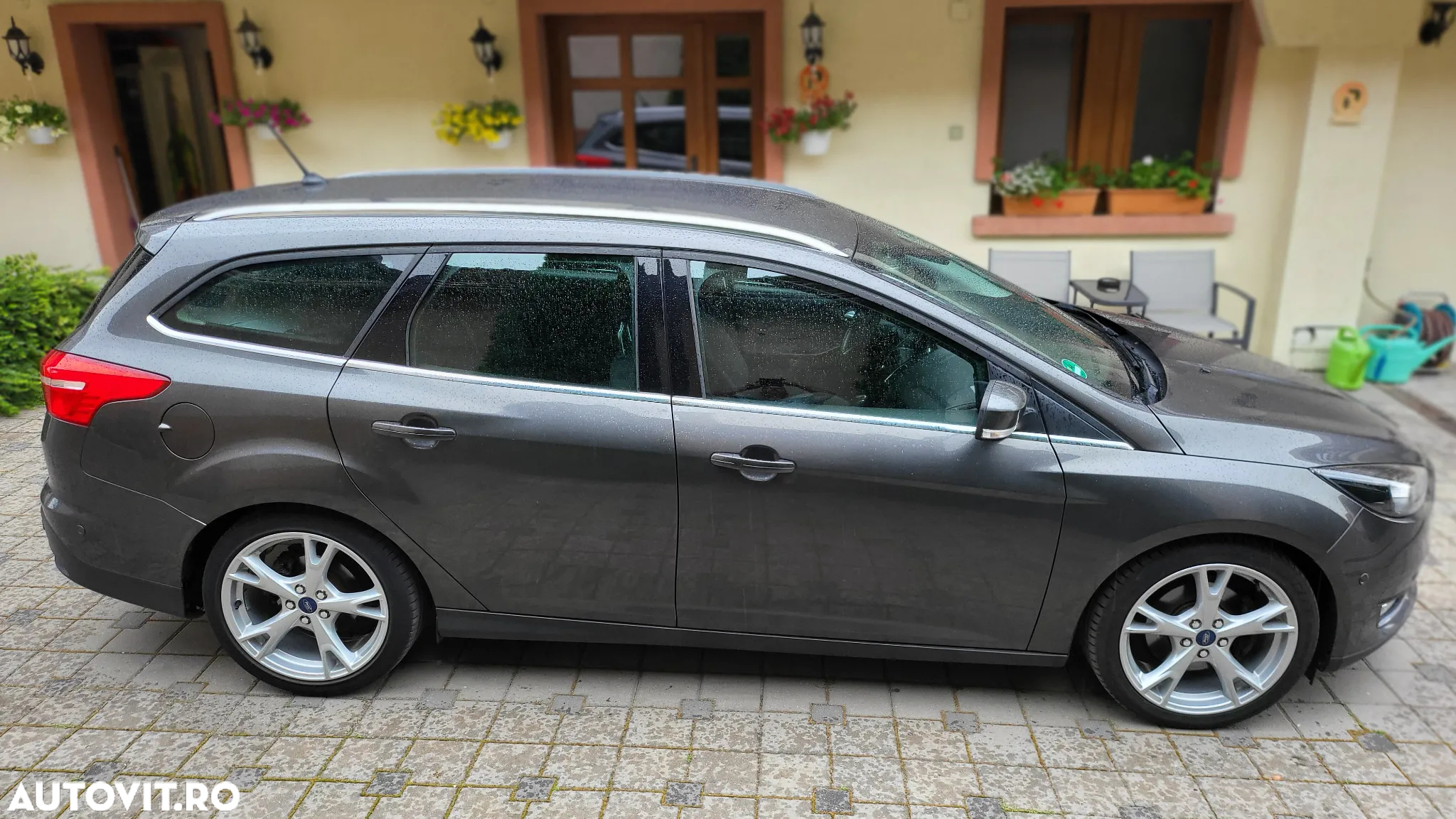 Ford Focus 2.0 TDCi DPF Aut. Titanium - 5