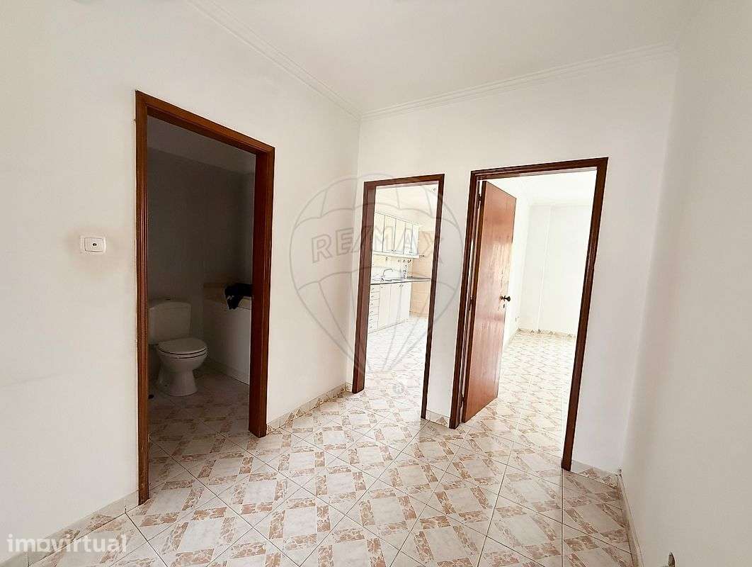 Apartamento T2 para arrendamento - Grande imagem: 4/9