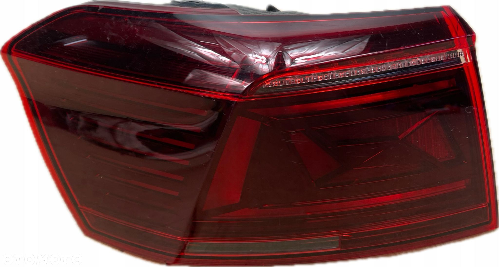 VW PASSAT B8 LIFT KOMBI R-LINE LAMPA LEWA TYŁ BŁOTNIKA 3G9945207M - 1