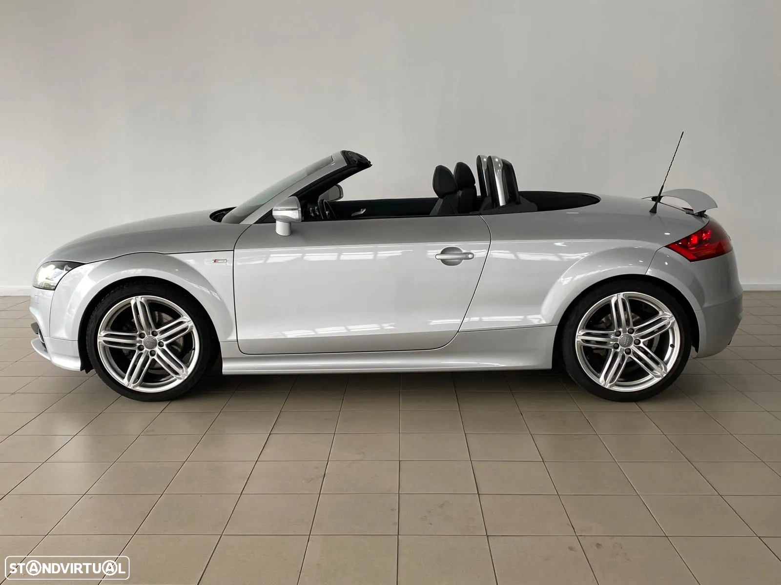 Audi TT Roadster 2.0 TDi quattro - 4