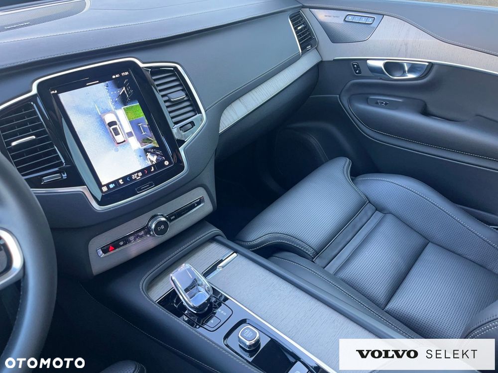 Volvo XC 90 - 26