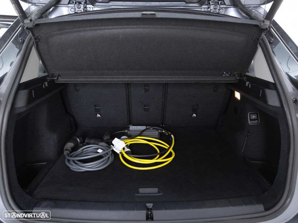 BMW X1 25 e xDrive Corporate Edition - 13