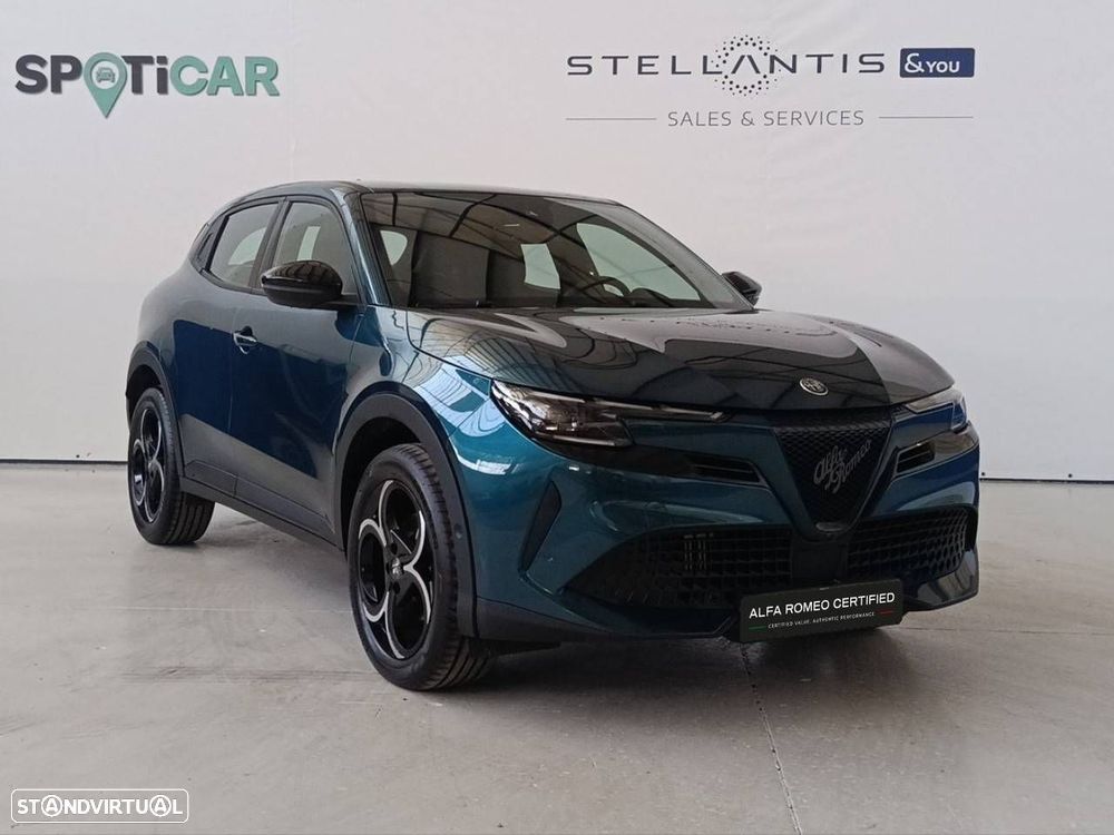 Alfa Romeo Junior 1.2 eDCT6 - 3