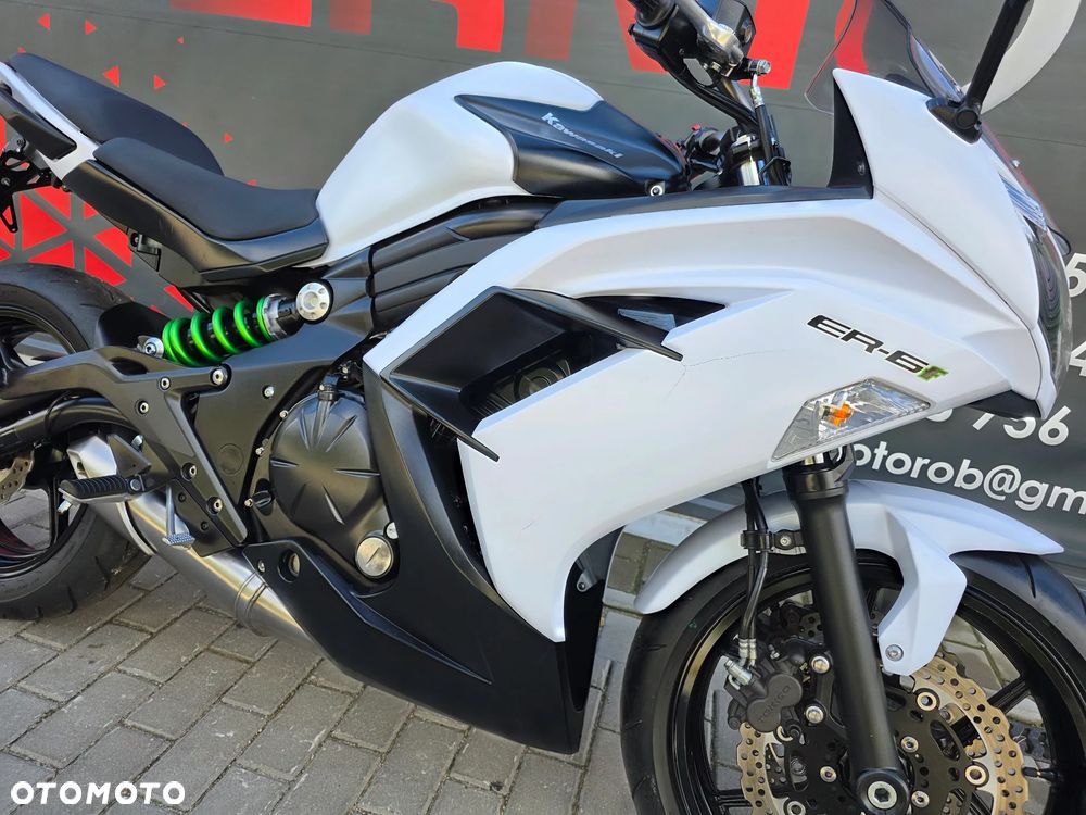 Kawasaki ER - 25